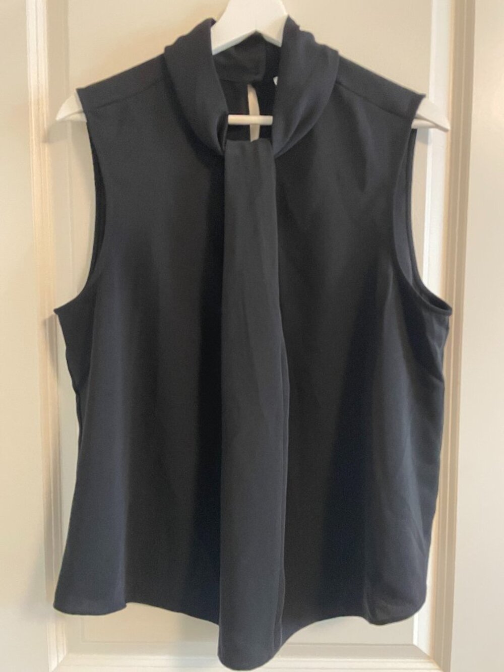 Nordstrom sleeveless top EUC